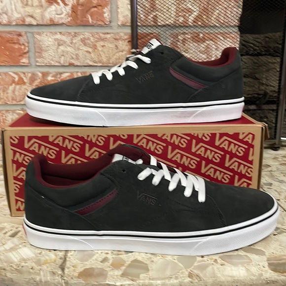 Vans Seldan suede Raven white burgundy